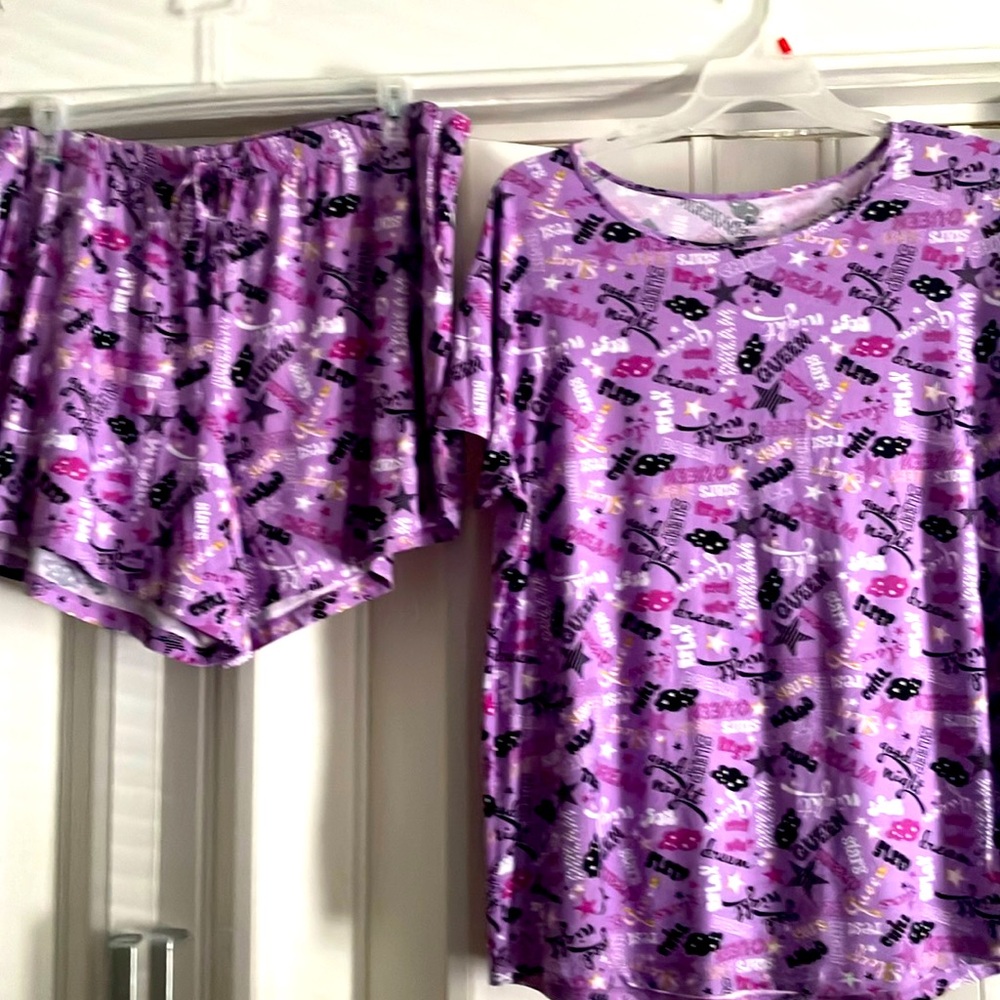 Two piece short pajama set, size 2X ., New with tag.
